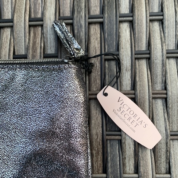 VICTORIA’S SECRET black & silver metallic foiled cosmetic bag - Picture 5 of 12